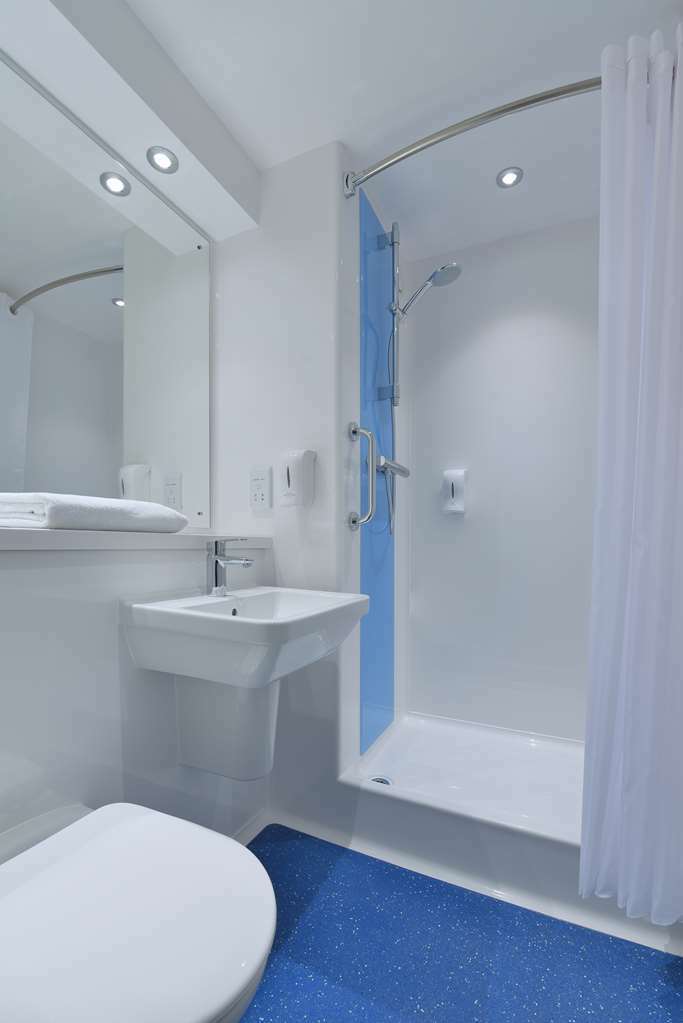 Travelodge Swindon Central Bilik gambar